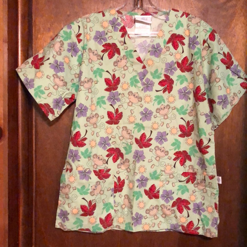 Happy Scrubs sz xs light green with monkeys
